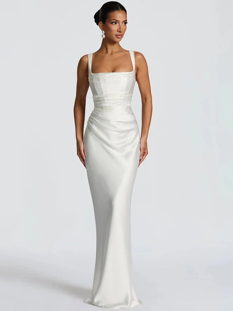 Vestido longo sexy e elegante de cetim com costas abertas e decote halter