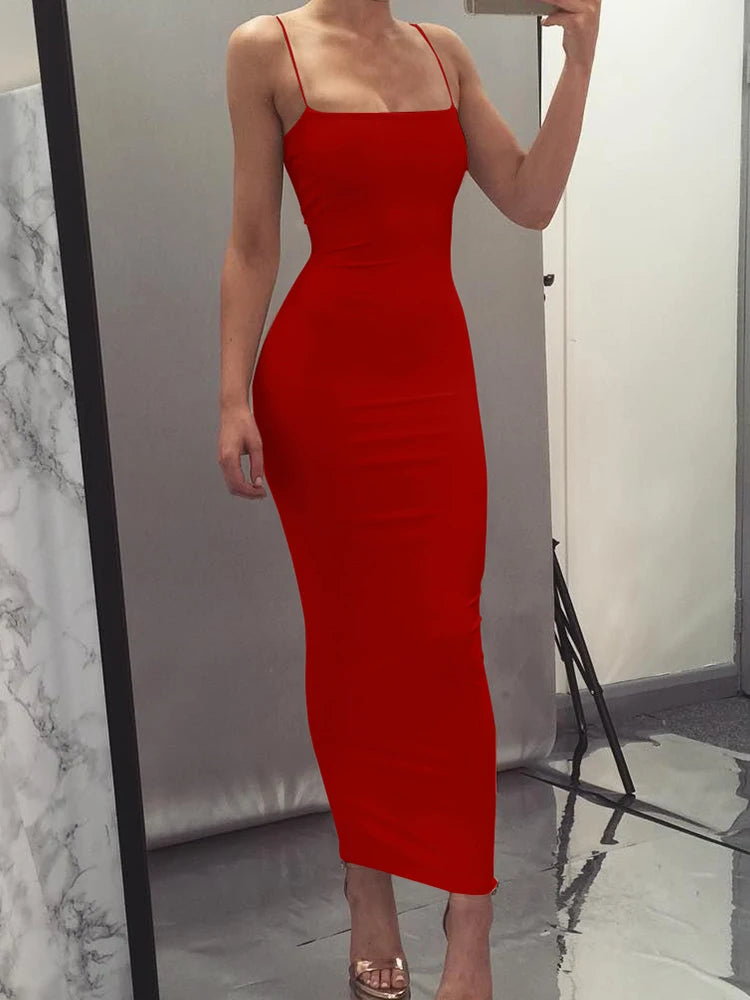 Vestido  sem mangas, com alta elasticidade e costas abertas